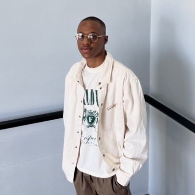 𝒪𝒽𝐼𝓉𝓈𝒯𝑒𝑒 ✟'s profile picture