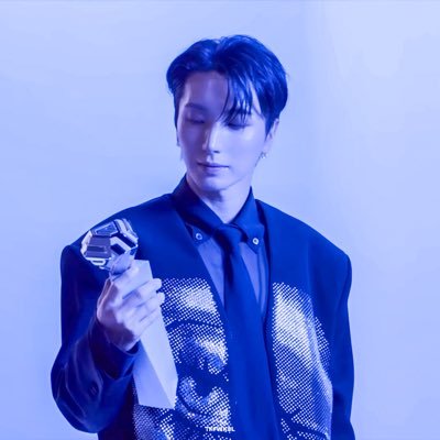 mé's profile picture