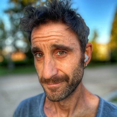 DANIROVIRA's profile picture