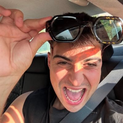 heleni 🌷🤍🫧's profile picture