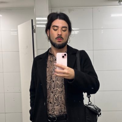 Bastián Olea 🌸's profile picture
