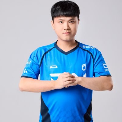 armperor455's profile picture