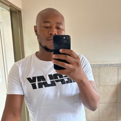 THULIIIIIIIIII's profile picture