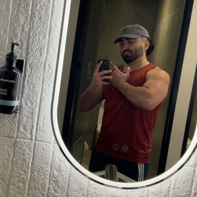 Momentuum_'s profile picture