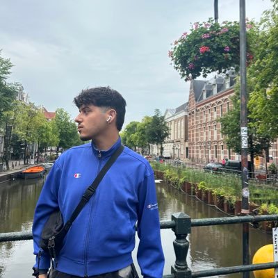 manel♱'s profile picture
