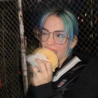 tblu56's profile picture
