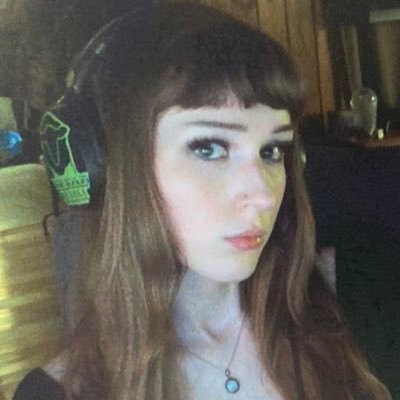 phoebe🏳️‍⚧️'s profile picture