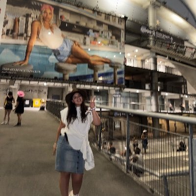 Luna 🇵🇸🍉's profile picture