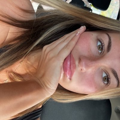 Chlo's profile picture