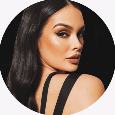 Support Larissa 🐙's profile picture