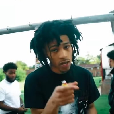 just a rapper's profile picture