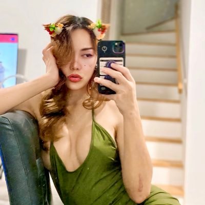 nichphat1990's profile picture