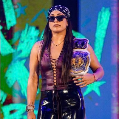Monday Night RAW-quel𖥔 ࣪ ᥫ᭡ꗃ⋆࣪. not @raquelwwe's profile picture
