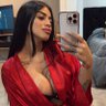 April 🎁's profile picture