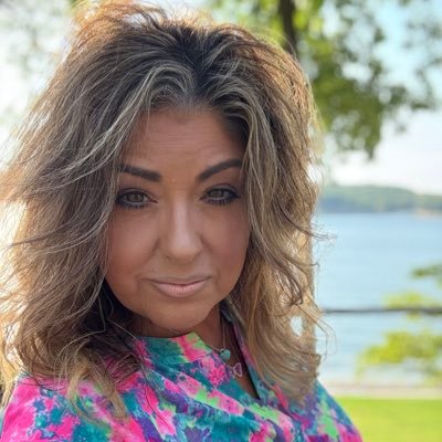 ShellyFields's profile picture
