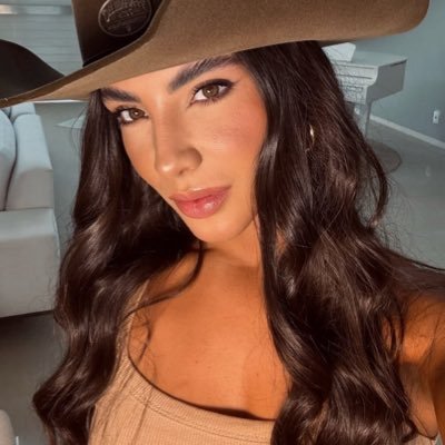 Nɑh's profile picture
