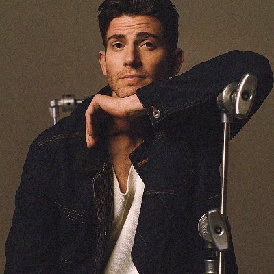 Bryan Greenberg's profile picture