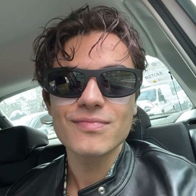 gior; ⋆˙✮'s profile picture