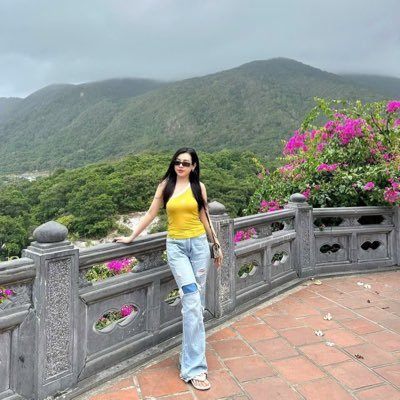 Ngoc-Nhi67:)'s profile picture