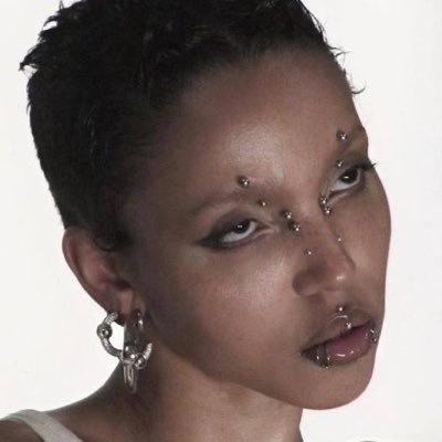 LUNA's profile picture