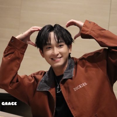 nopeevega's profile picture