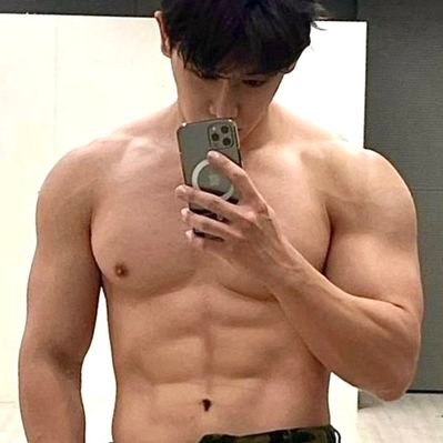 wonho's profile picture