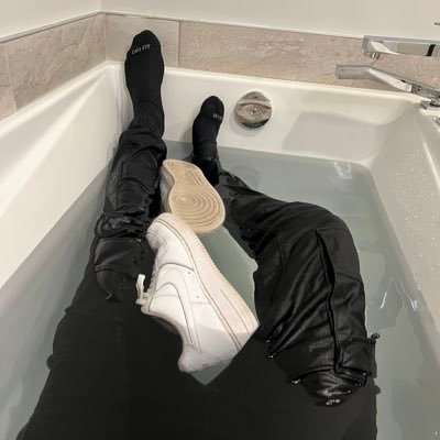 wetmrshll's profile picture
