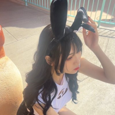 mira_phoenixx's profile picture