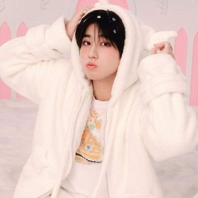 byeolharu_95's profile picture