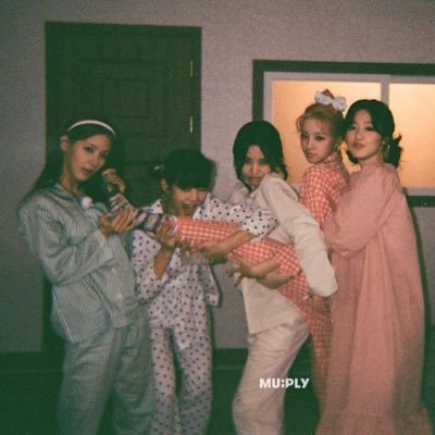 out of context idle's profile picture