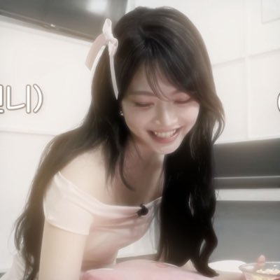 crystal ౨ৎ's profile picture