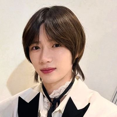 no labels, just mary ࣪𖤐's profile picture
