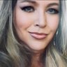 LovelyLaura profil fotoğrafı