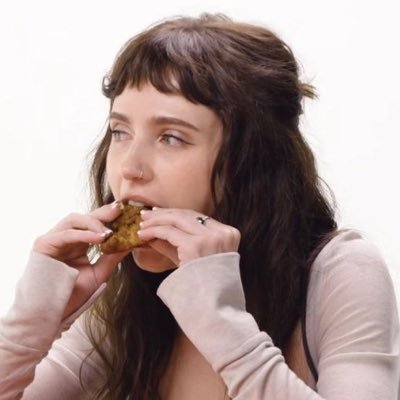 ٰ's profile picture