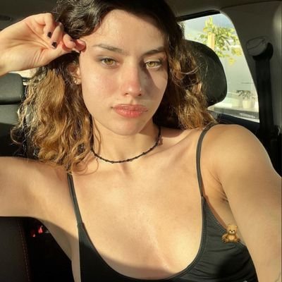 meral88881llg's profile picture