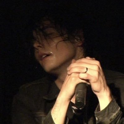 whiny gerard daily's profile picture