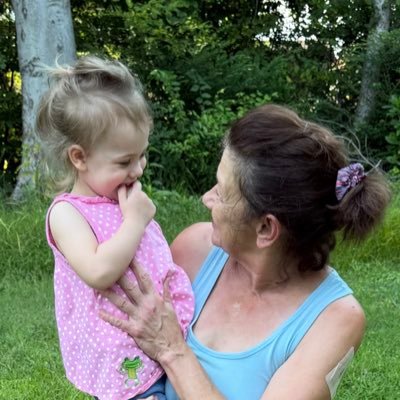 Micki 🌿🌷🌿's profile picture