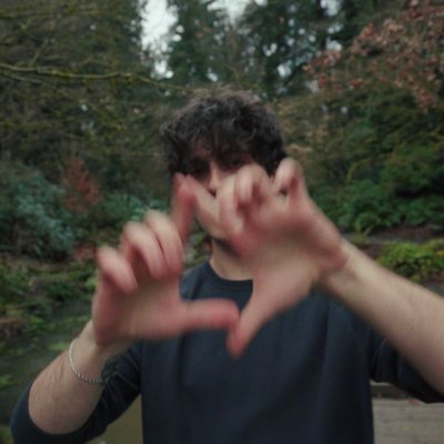 lilhouseboat's profile picture
