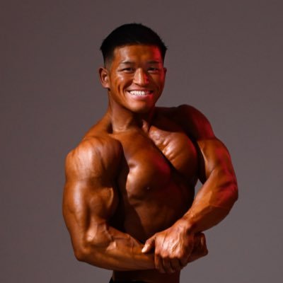 マンモス鈴木@あなたを筋肥大させます's profile picture