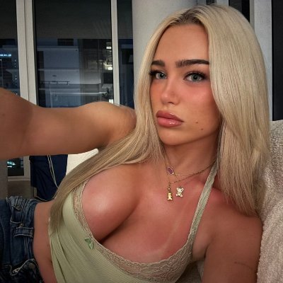 pumpybrat's profile picture