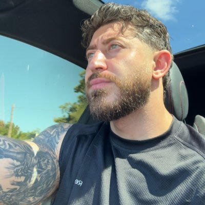 WakeUpStep's profile picture