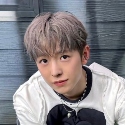 유지's profile picture
