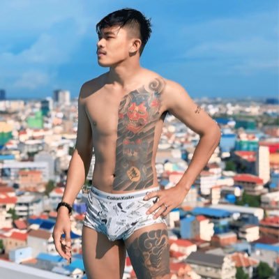 ថង's profile picture