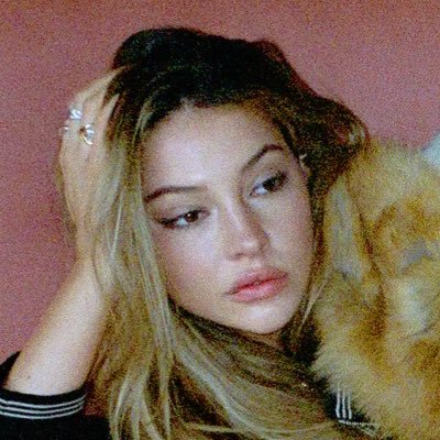 madelyngifs's profile picture