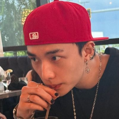 rachaluvbot's profile picture