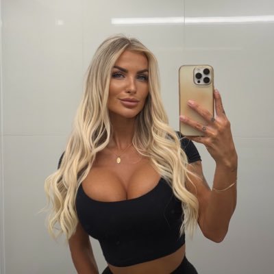 DeniAngel's profile picture