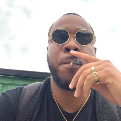 KlNGDOMlNUS's profile picture