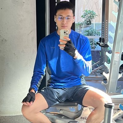 MAX's profile picture