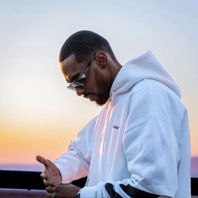 las13official's profile picture