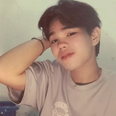 ktsY69LVHi73665's profile picture
